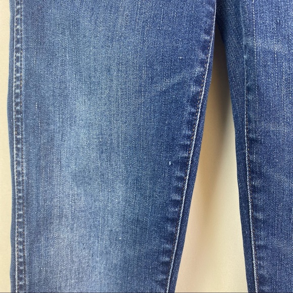 Madewell 9" Mid-Rise Skinny Jeans in Paloma Wash - Picture 4 of 12